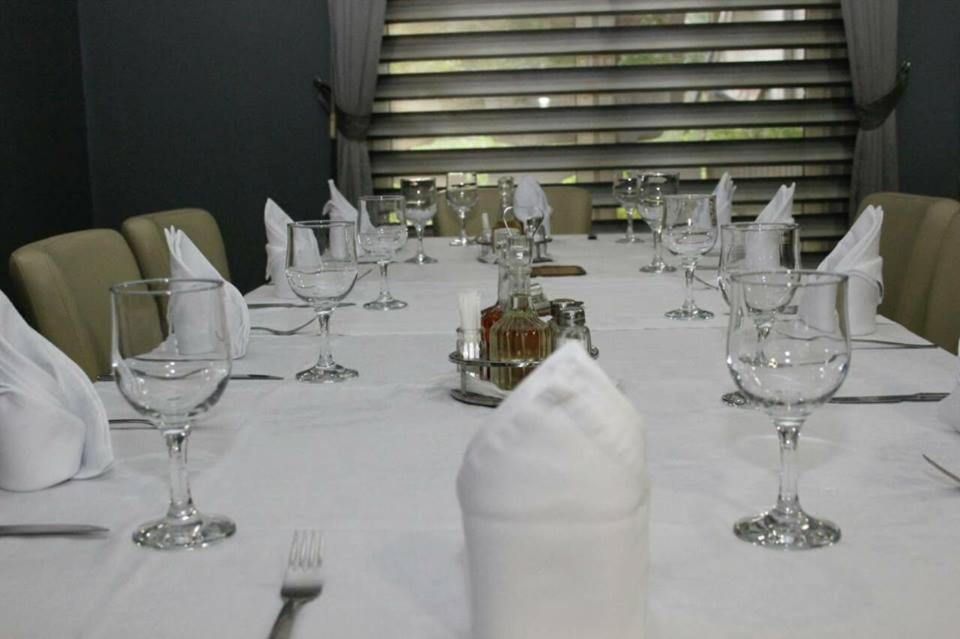 Motel Magistrala โดโบย ภายนอก รูปภาพ