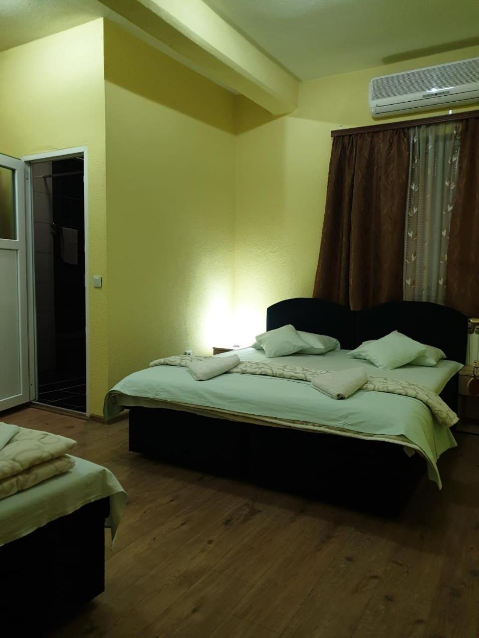 Motel Magistrala โดโบย ภายนอก รูปภาพ